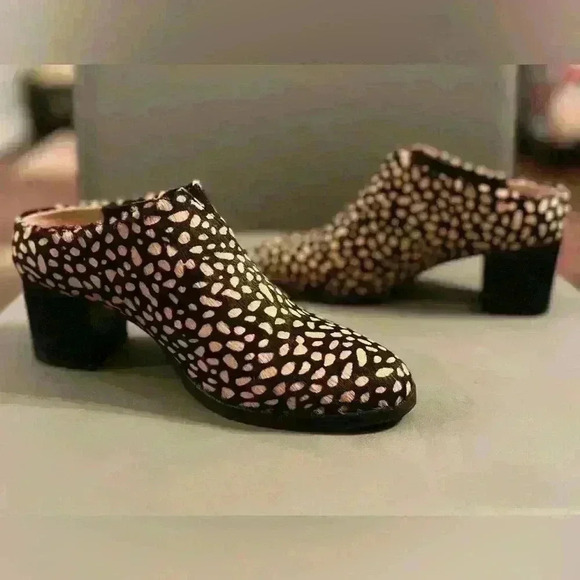 Poppy Barley Reverse Spot Calf Hair Heeled Mule Size 9.5 - Picture 7 of 9
